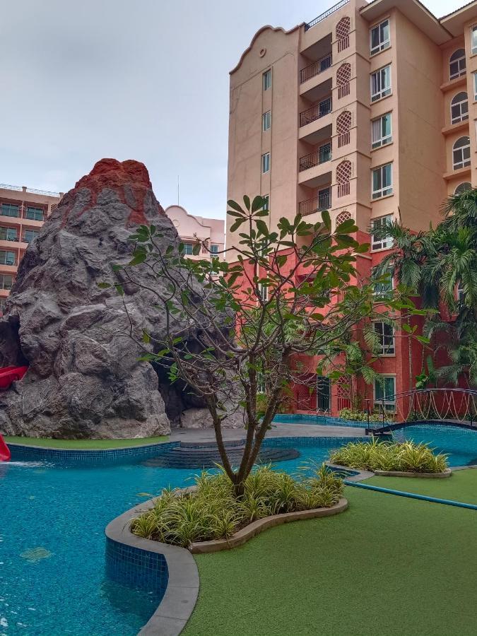 Seven Seas Condo Resort Beautiful Location Jomtien Exterior foto